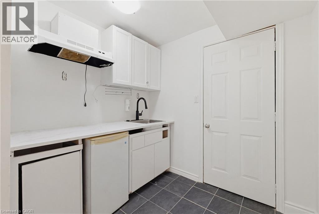 147 Kemp Crescent, Guelph, Ontario  N1E 0K1 - Photo 26 - 40811716