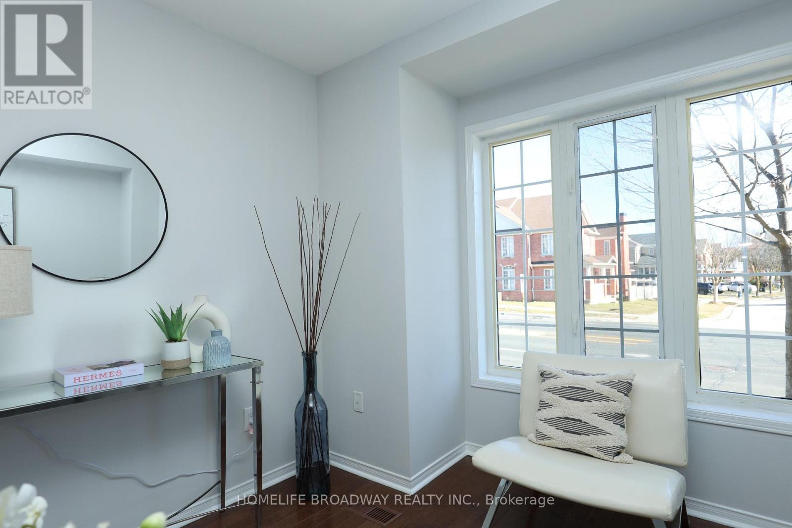 378 Bur Oak Avenue, Markham, Ontario  L6C 2T9 - Photo 13 - N12988554