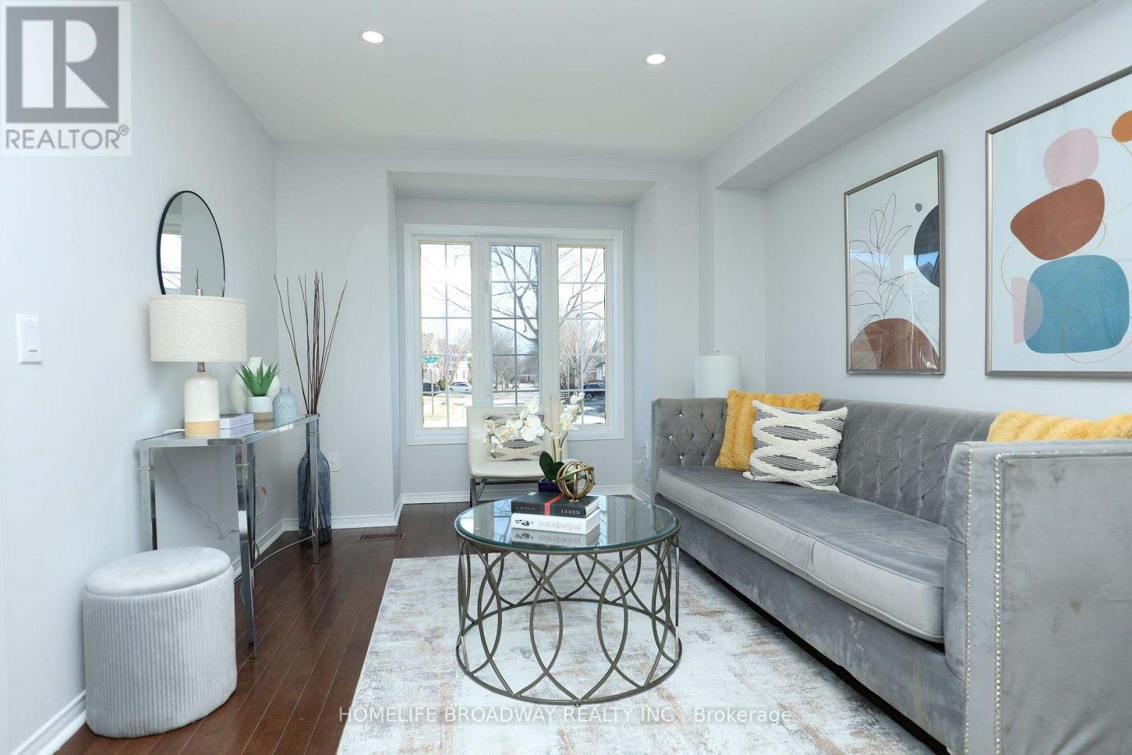 378 Bur Oak Avenue, Markham, Ontario  L6C 2T9 - Photo 2 - N12988554