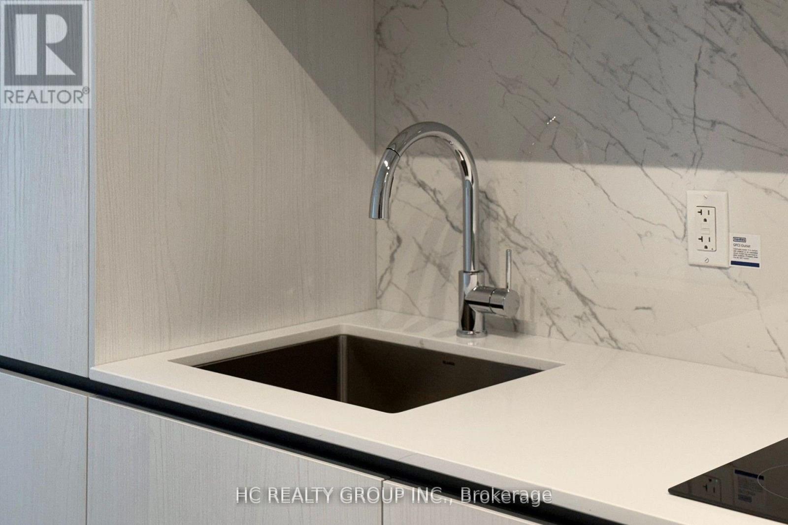 3101 - 8 Interchange Way, Vaughan, Ontario  L4K 0R2 - Photo 9 - N12988562