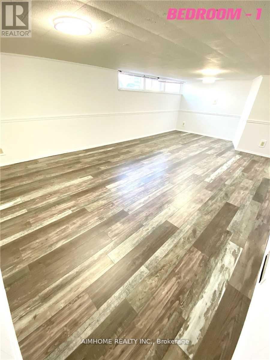 18 Rockport (Bsmt) Crescent S, Richmond Hill, Ontario  L4C 2L6 - Photo 20 - N12988590