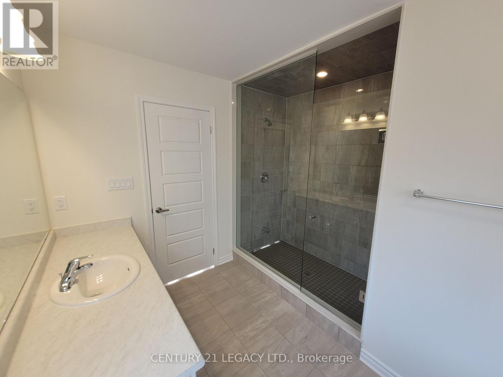 Unknown Address, ,    - Photo 11 - W12988544