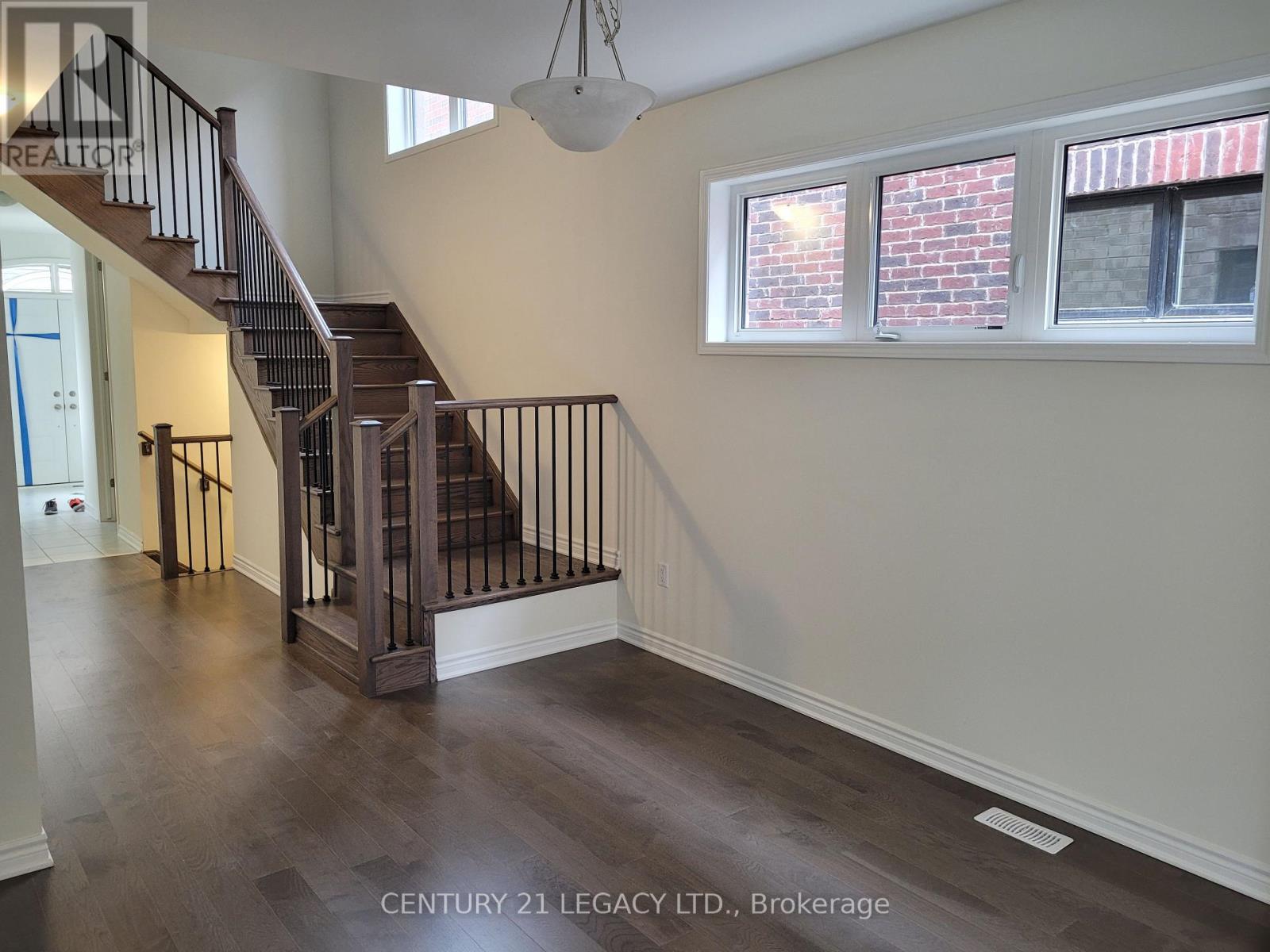 Unknown Address, ,    - Photo 5 - W12988544