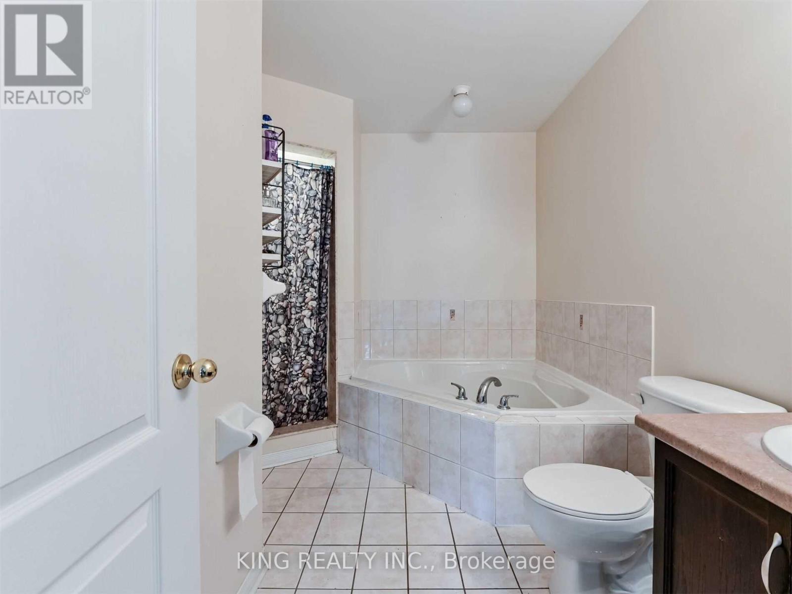 23 Wall Street, Brampton, Ontario  L6R 0N2 - Photo 16 - W12988548