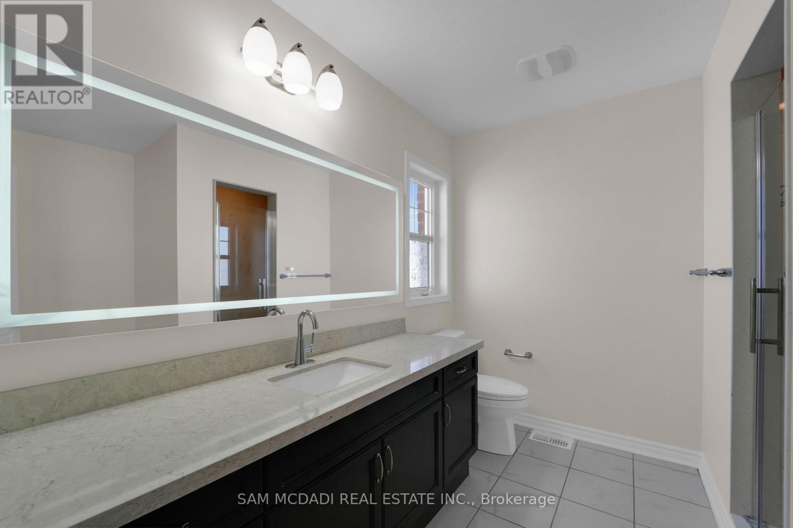 1395 Chretien Street, Milton, Ontario  L9E 1G7 - Photo 25 - W12988574