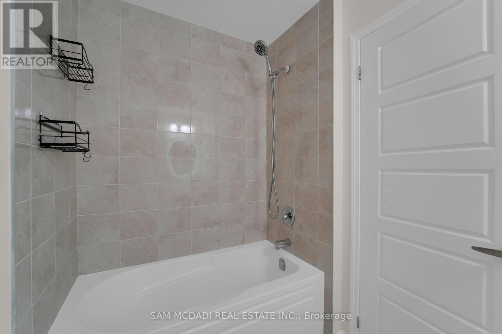 1395 Chretien Street, Milton, Ontario  L9E 1G7 - Photo 30 - W12988574