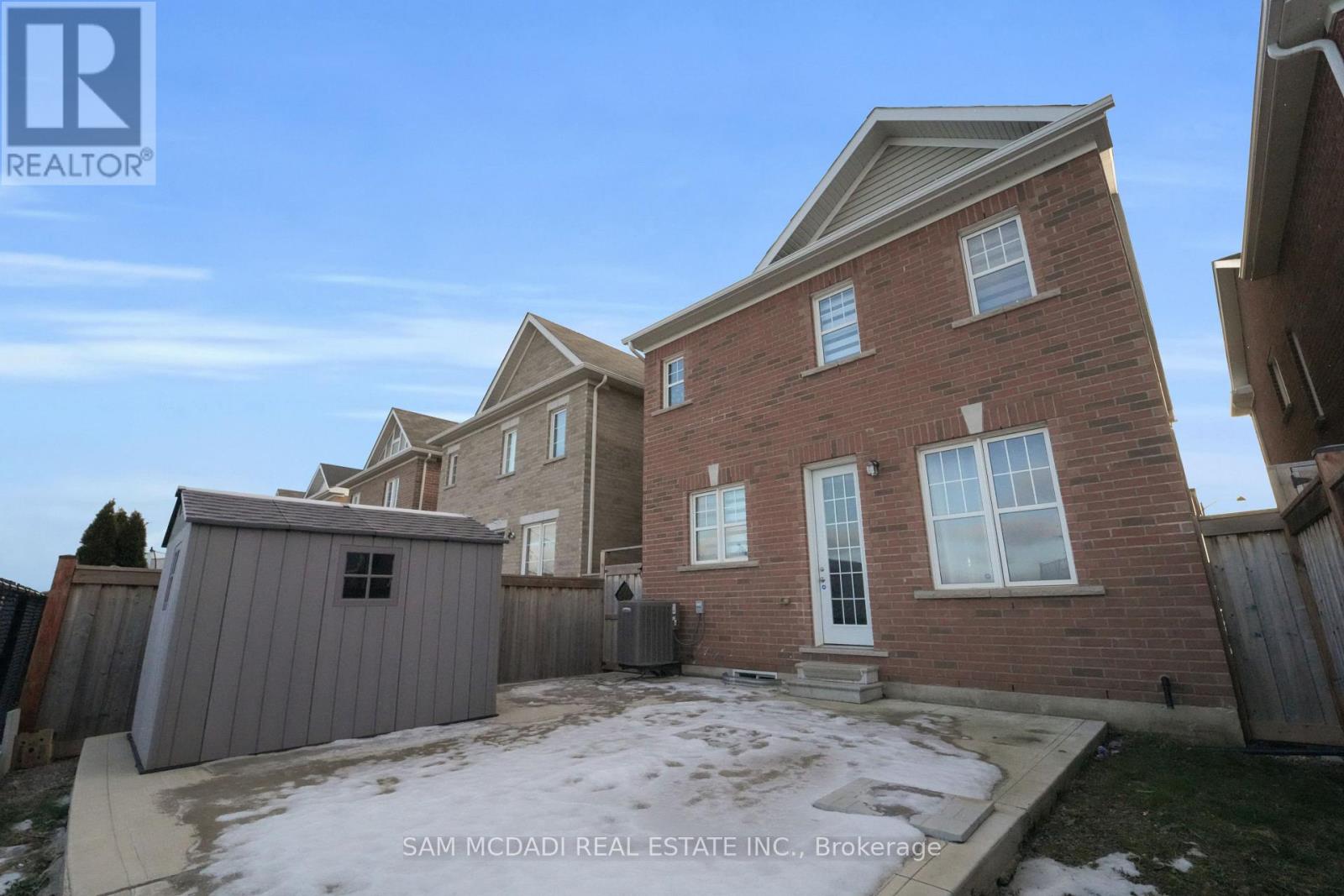 1395 Chretien Street, Milton, Ontario  L9E 1G7 - Photo 40 - W12988574