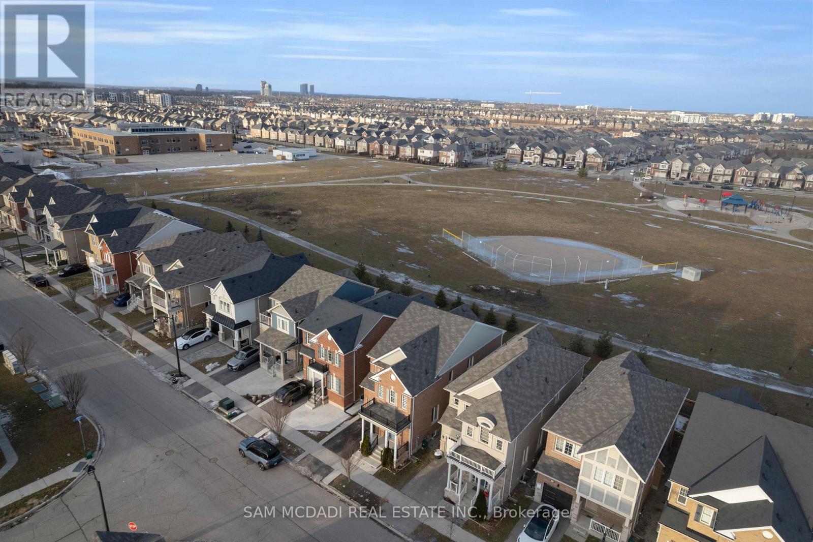 1395 Chretien Street, Milton, Ontario  L9E 1G7 - Photo 42 - W12988574