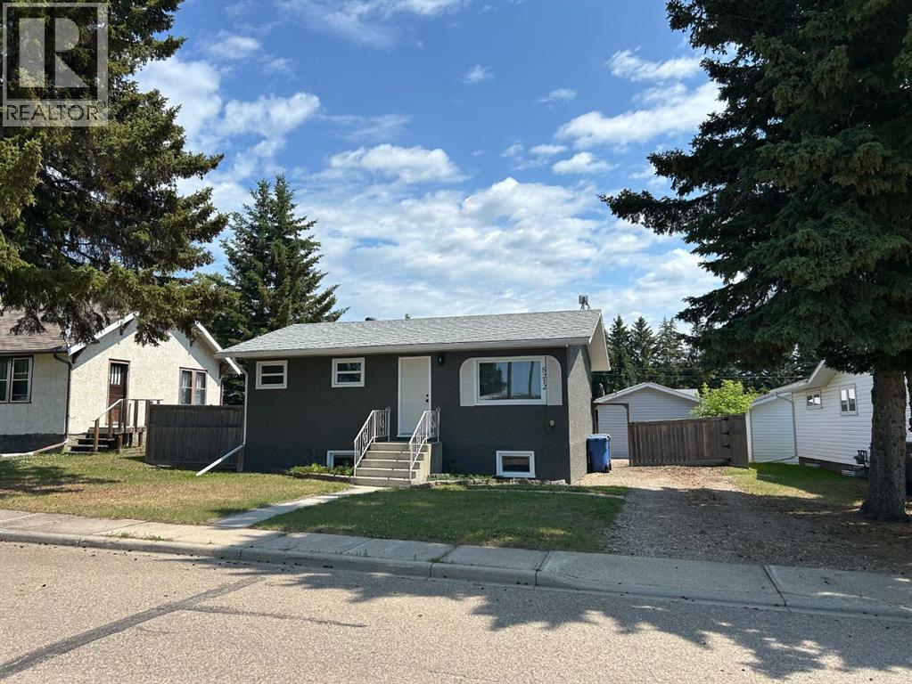 5212 50 AvenueCrescent, Eckville, Alberta