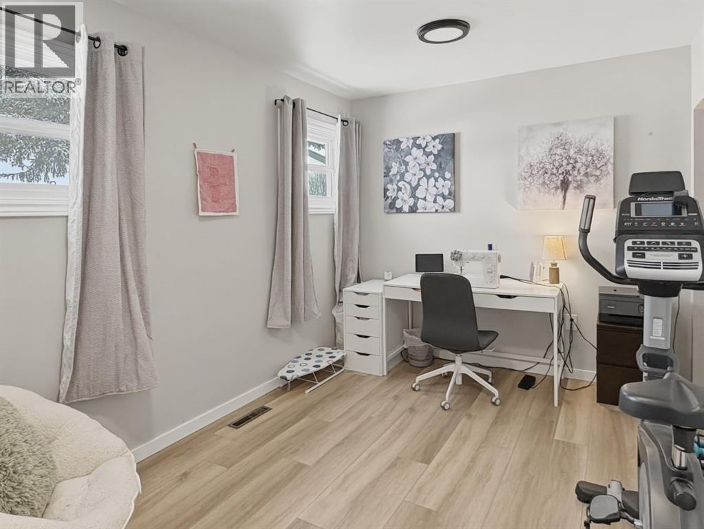 5212 50 Avenuecrescent, Eckville, Alberta  T0M 0X0 - Photo 11 - A2297834