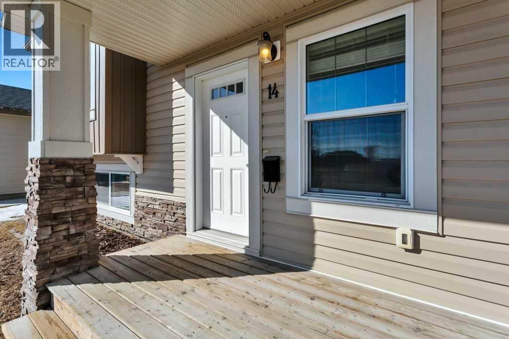 14 Cascade Street, Blackfalds, Alberta  T4M 0A8 - Photo 2 - A2299034