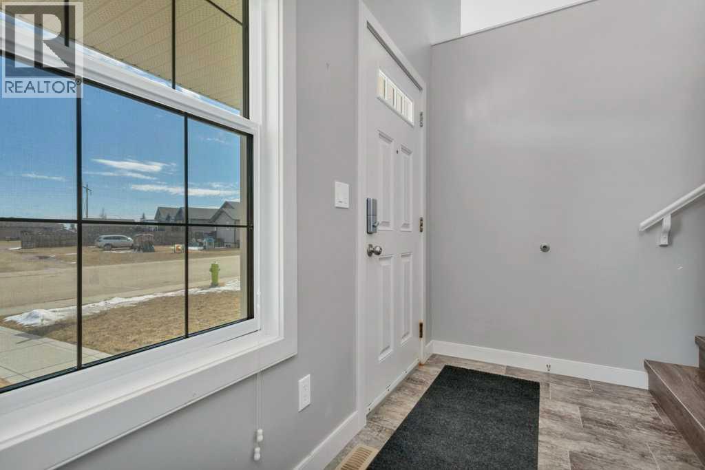 14 Cascade Street, Blackfalds, Alberta  T4M 0A8 - Photo 3 - A2299034