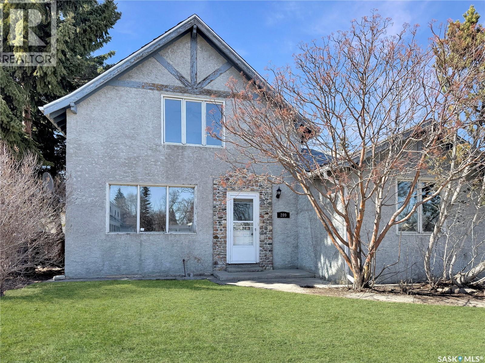 209 Main STREET, Wilkie, Saskatchewan