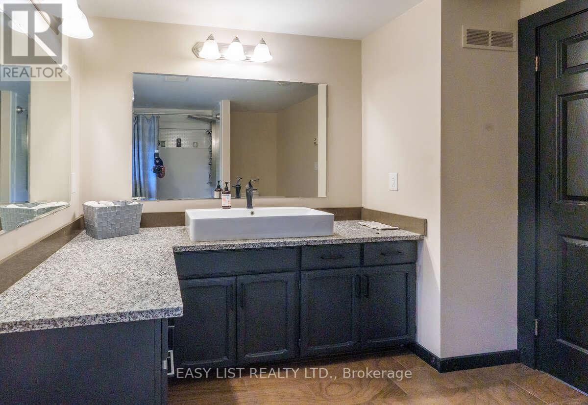 Unknown Address, ,    - Photo 39 - X12988546