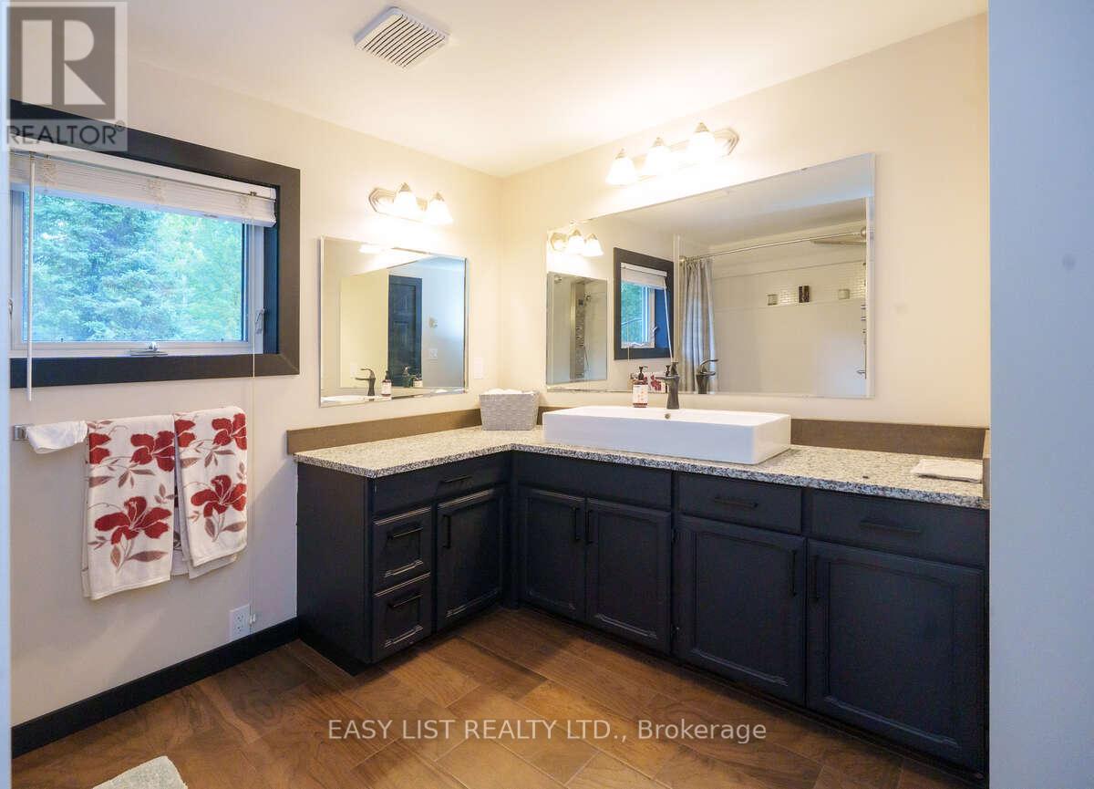 Unknown Address, ,    - Photo 40 - X12988546