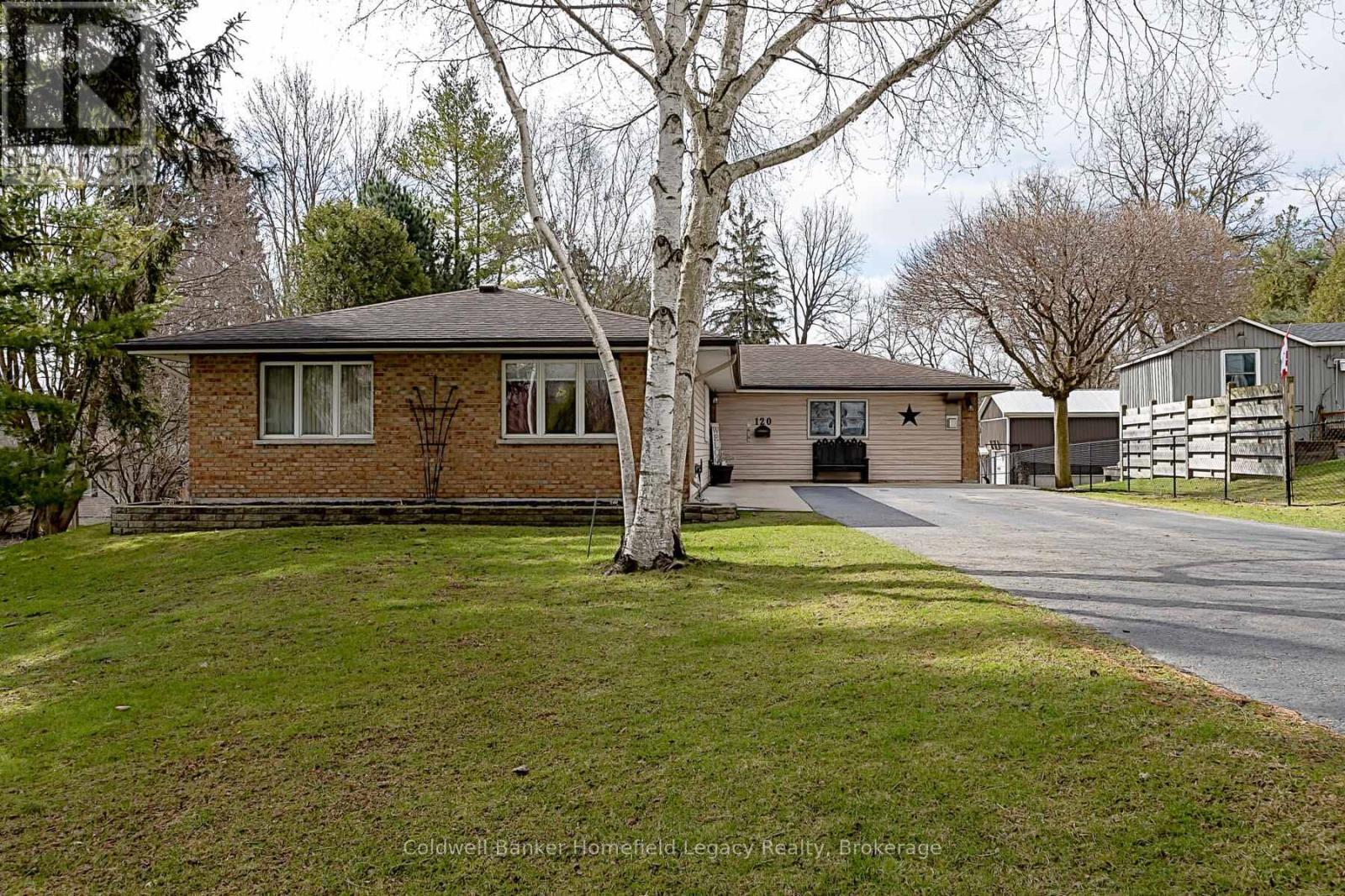 120 JONES STREET W, St. Marys, Ontario