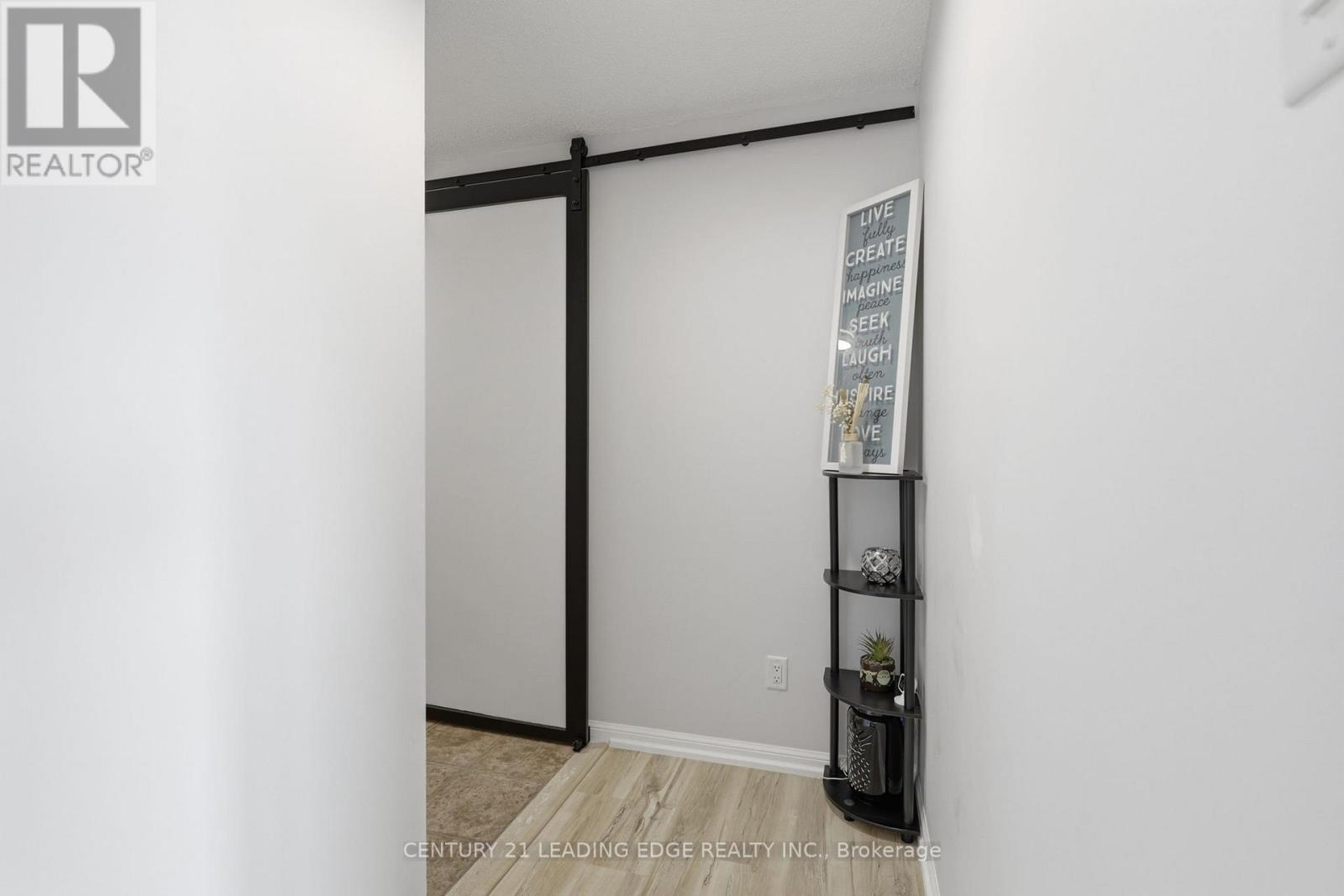 1102 - 75 Ellen Street, Barrie, Ontario  L4N 7R6 - Photo 20 - S12918174