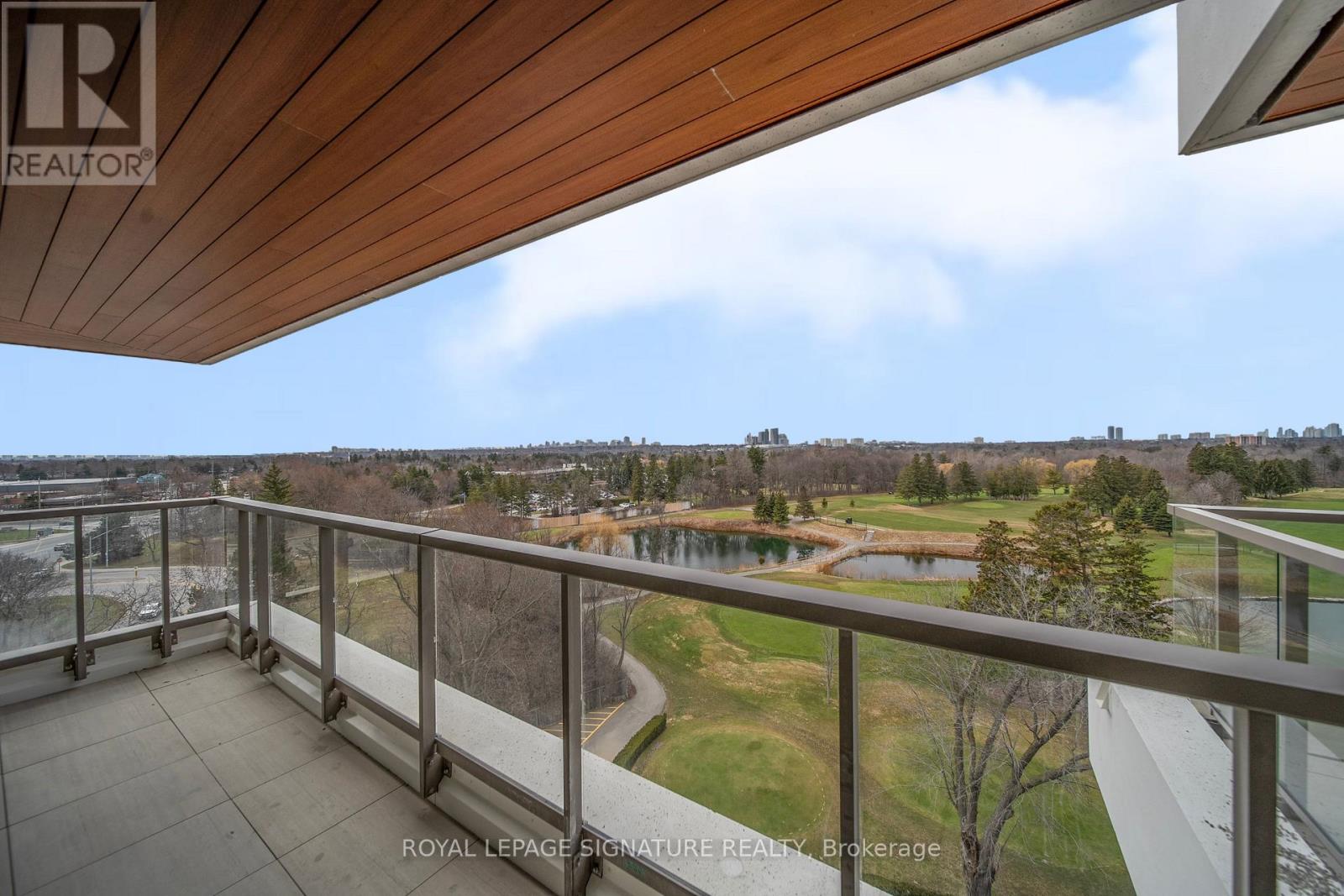 617 - 399 Royal Orchard Boulevard, Markham, Ontario  L3T 0H3 - Photo 5 - N12982514