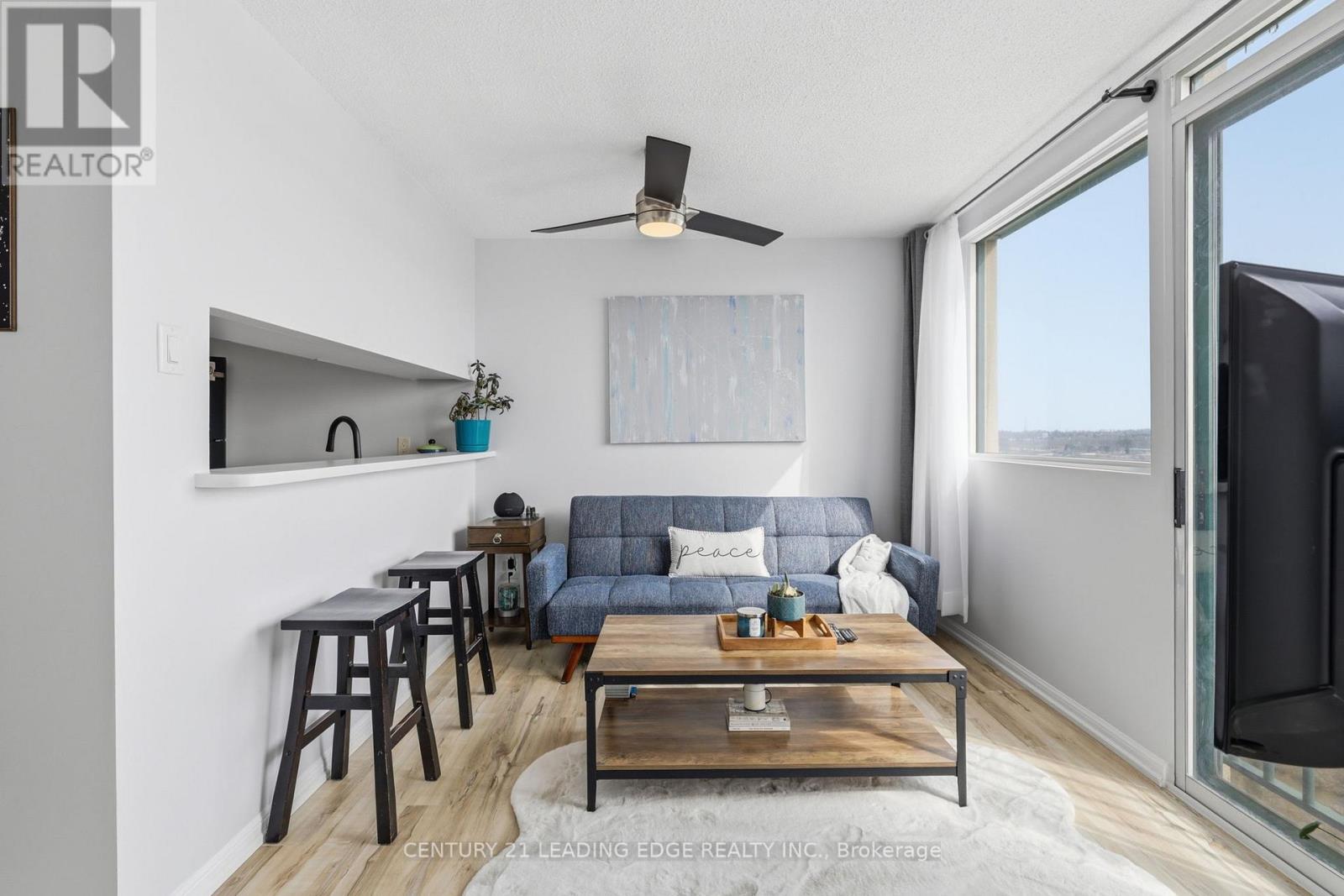 1102 - 75 Ellen Street, Barrie, Ontario  L4N 7R6 - Photo 9 - S12918174