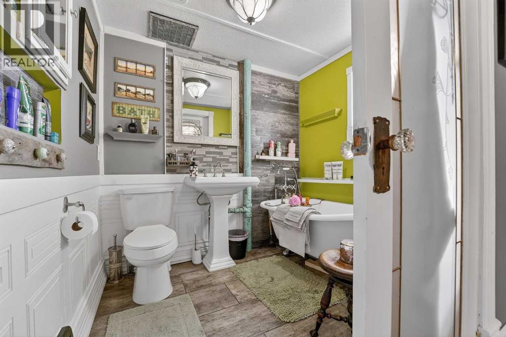 4312 3 Avenue S, Fairview, Alberta  T1J 4B3 - Photo 28 - A2298309