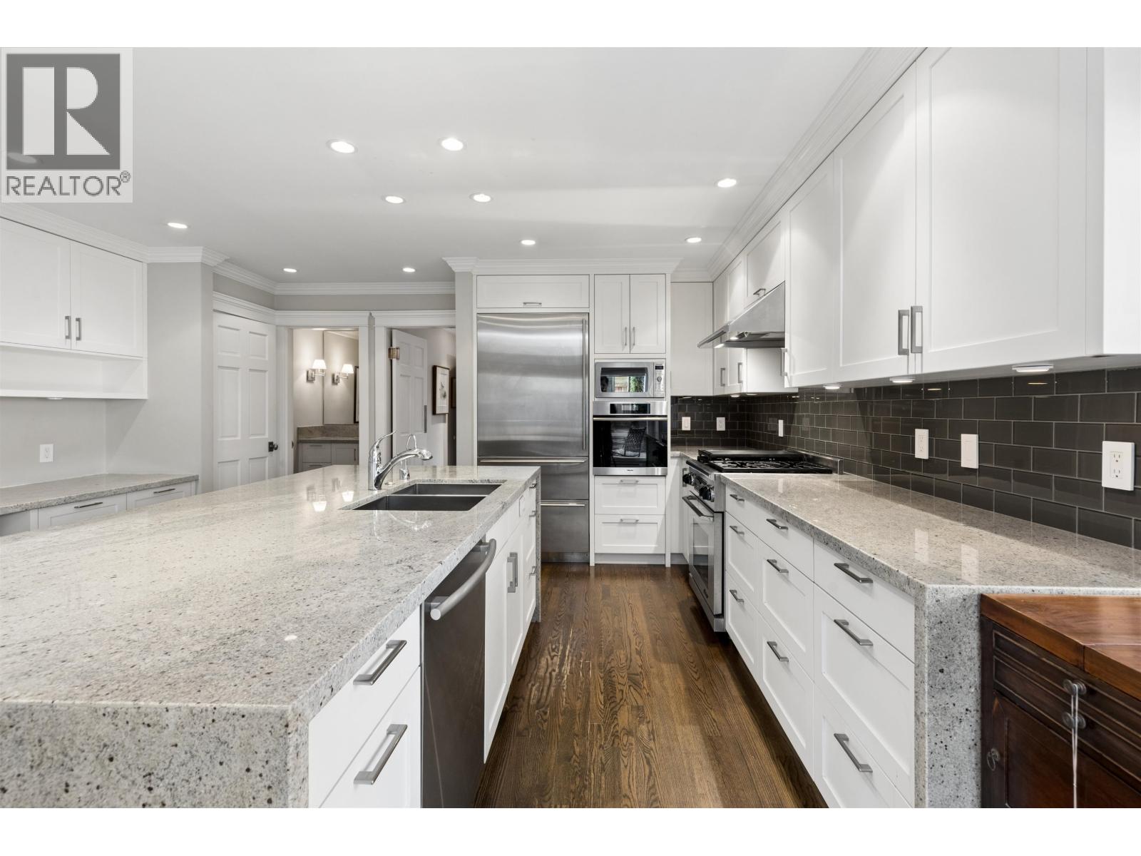 2518 Point Grey Road, Vancouver, British Columbia  V6K 1A3 - Photo 7 - R3105089