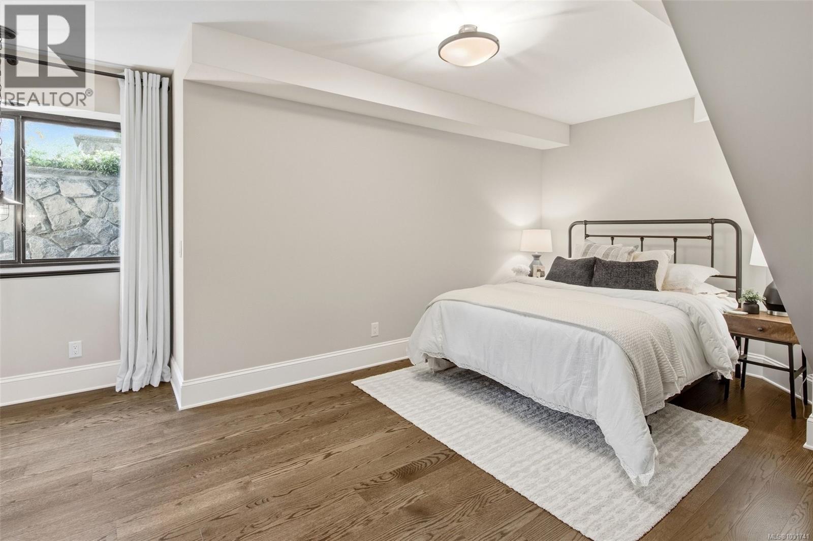 2096 Falkland Pl, Oak Bay, British Columbia  V8S 4M5 - Photo 41 - 1031741