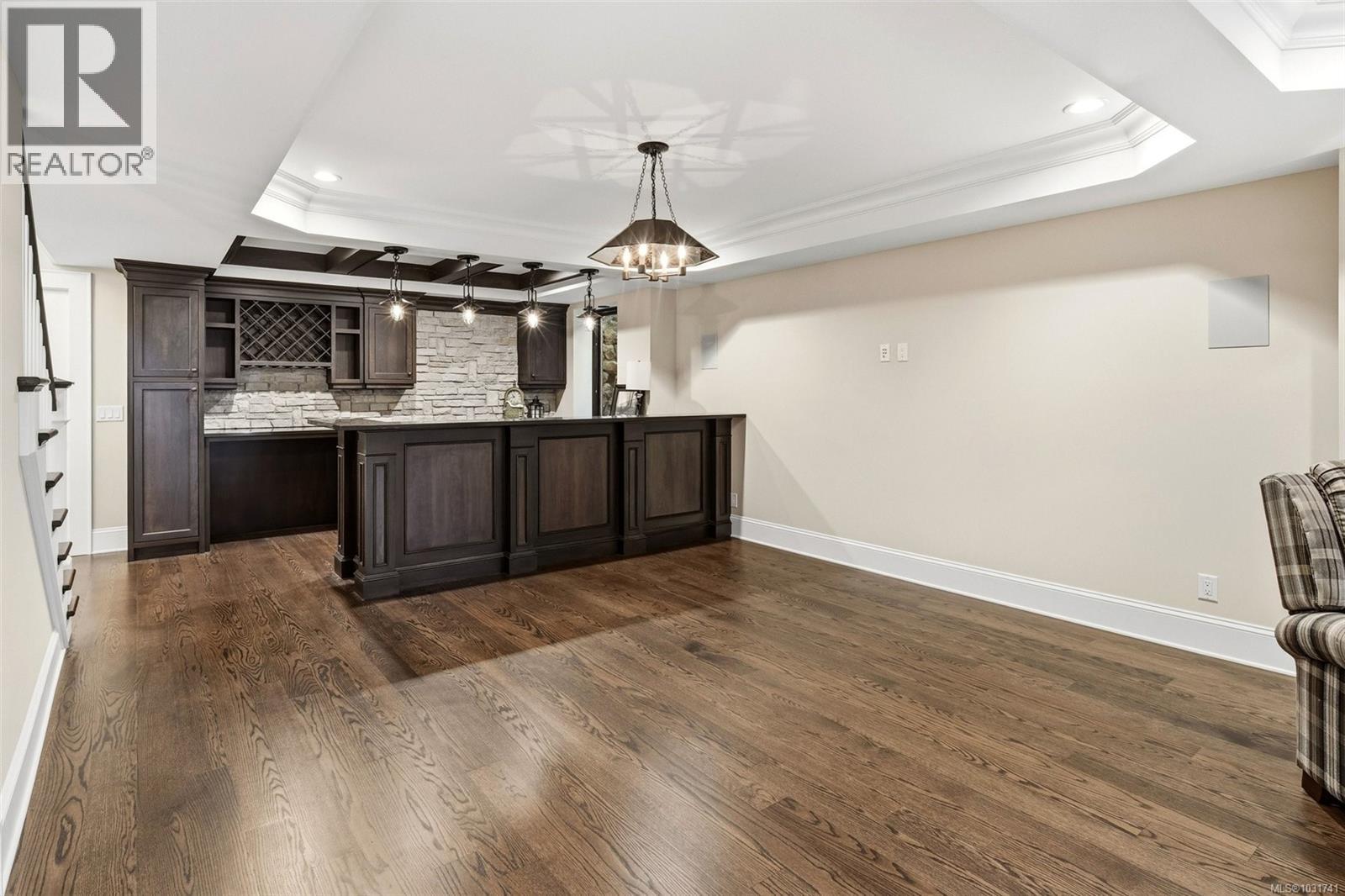 2096 Falkland Pl, Oak Bay, British Columbia  V8S 4M5 - Photo 36 - 1031741