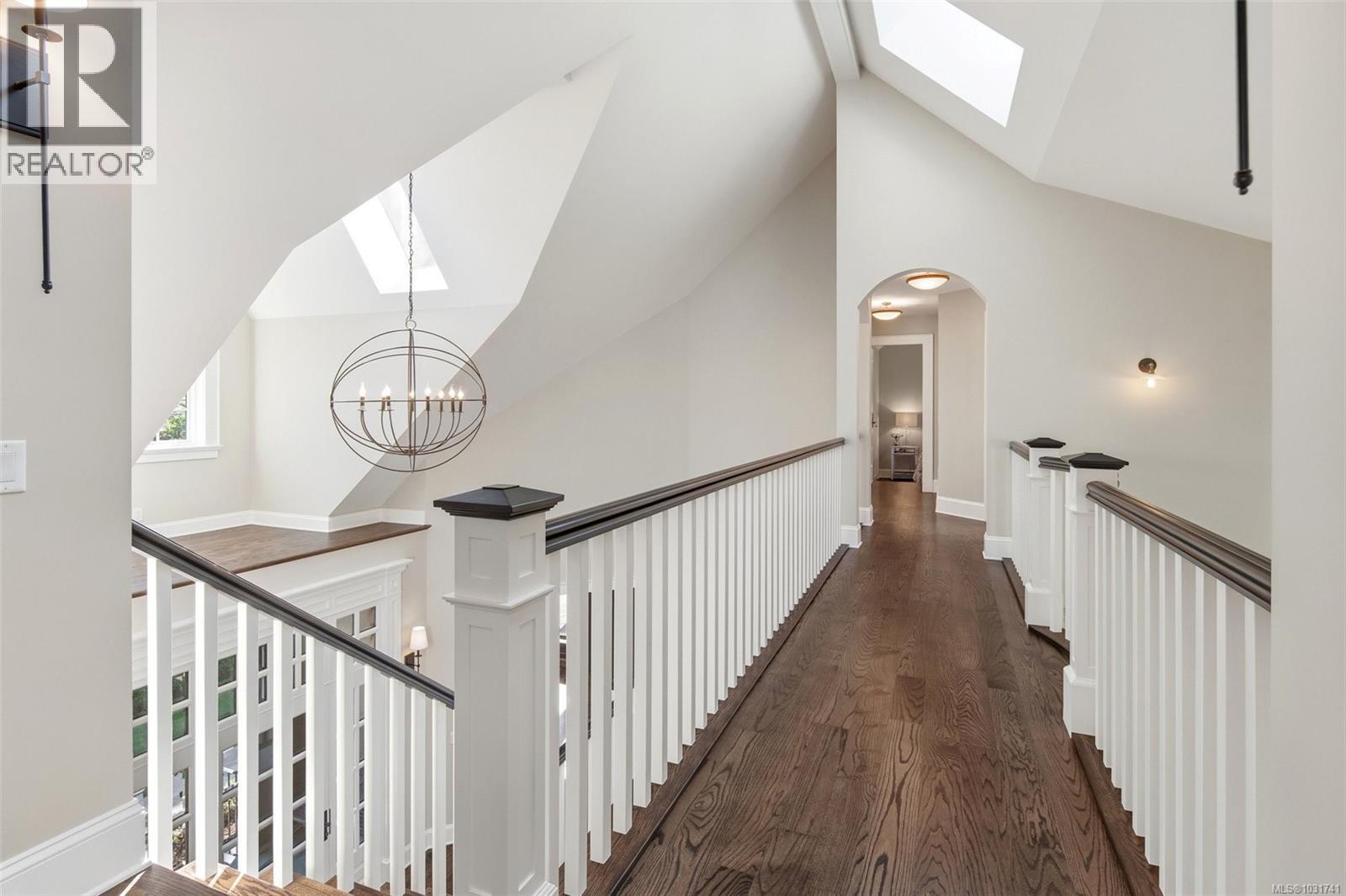 2096 Falkland Pl, Oak Bay, British Columbia  V8S 4M5 - Photo 45 - 1031741