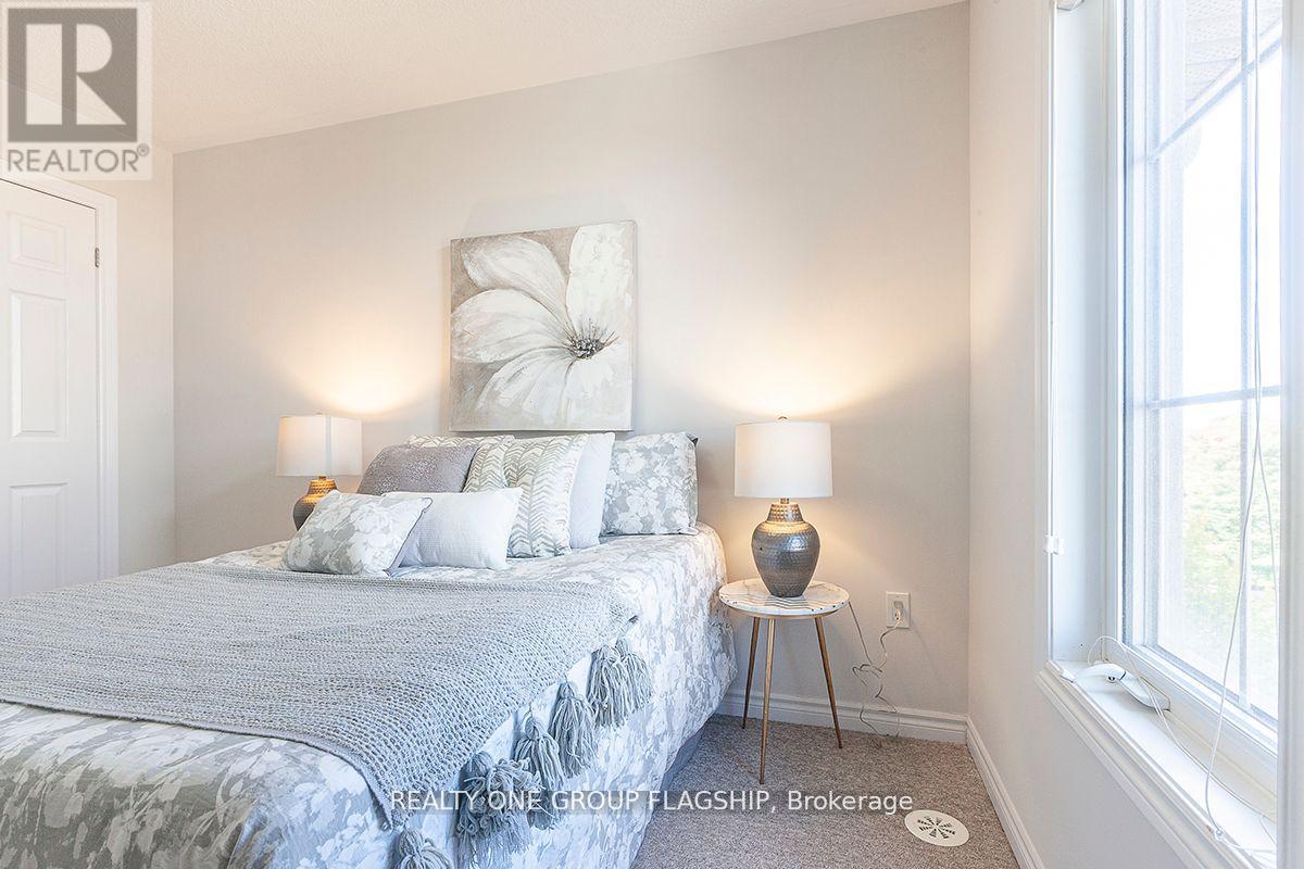 22 - 2435 Greenwich Drive, Oakville, Ontario  L6M 0S4 - Photo 19 - W12988592