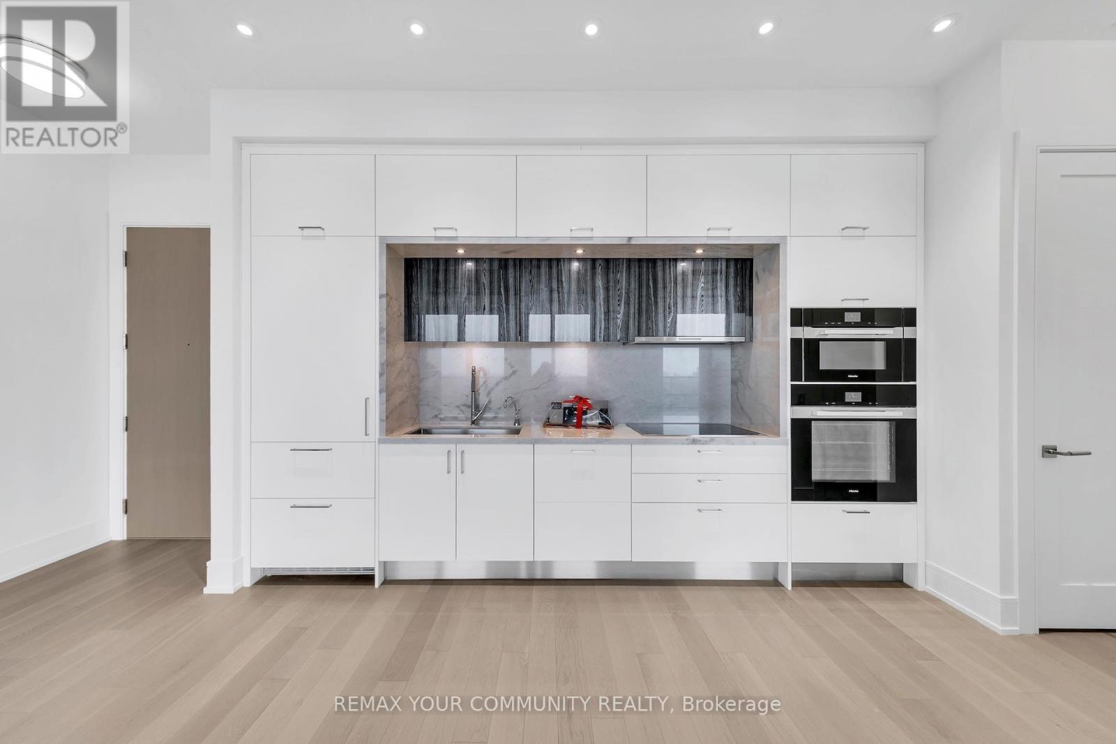 Ph05 - 397 Royal Orchard Boulevard, Markham, Ontario  L3T 0H3 - Photo 9 - N12984624