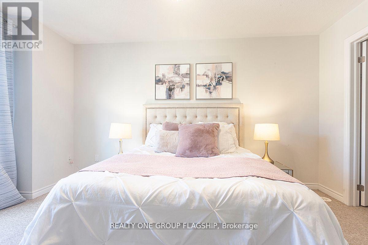 22 - 2435 Greenwich Drive, Oakville, Ontario  L6M 0S4 - Photo 16 - W12988592