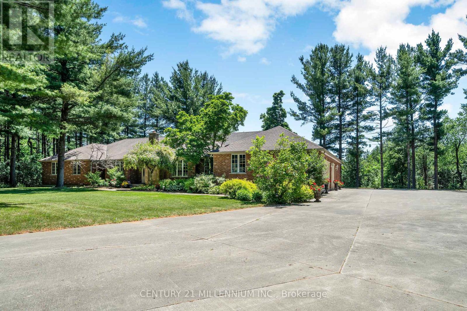 41 PINE RIDGE ROAD, Erin, Ontario