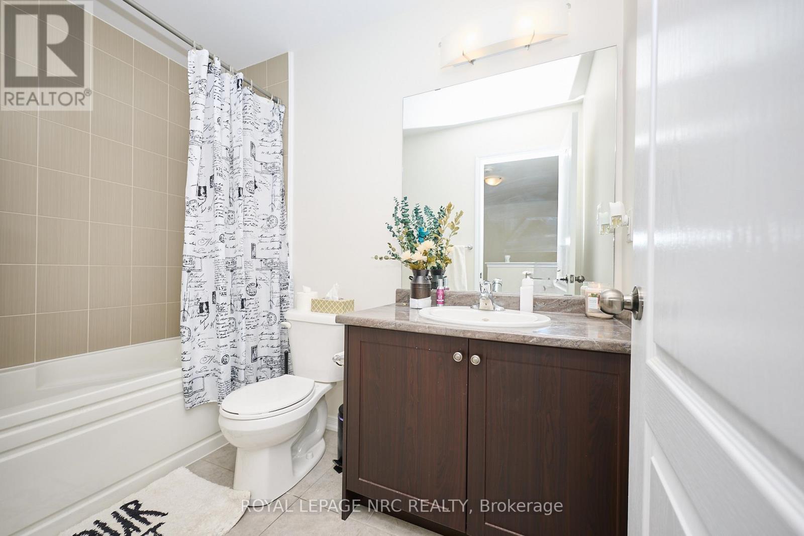 7759 White Pine Crescent, Niagara Falls, Ontario  L2H 0P1 - Photo 18 - X12634524