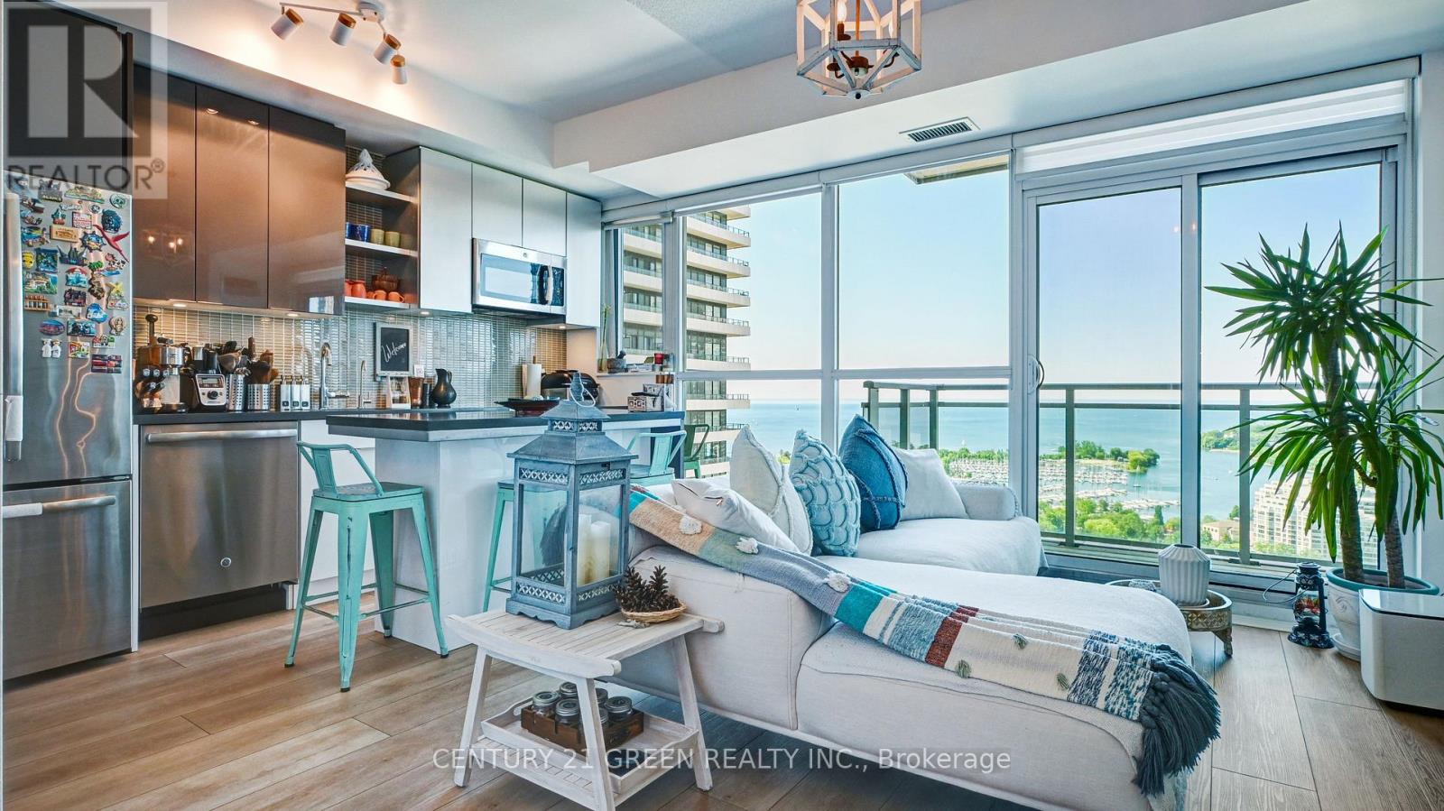 2811 - 33 Shore Breeze Drive, Toronto, Ontario  M8V 0G1 - Photo 9 - W12988600