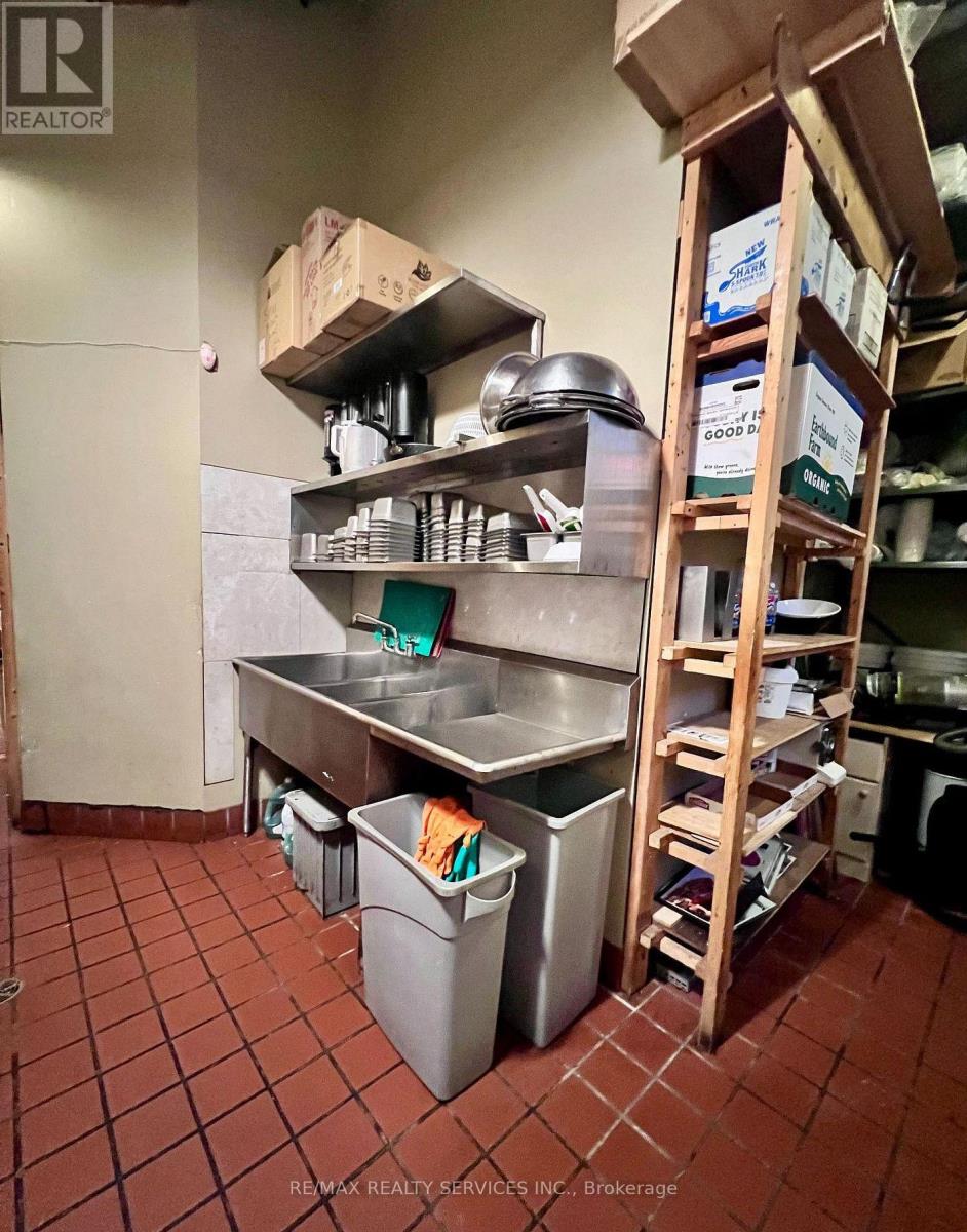 159 Liberty Street, Toronto, Ontario  M6K 3G3 - Photo 11 - W12988606