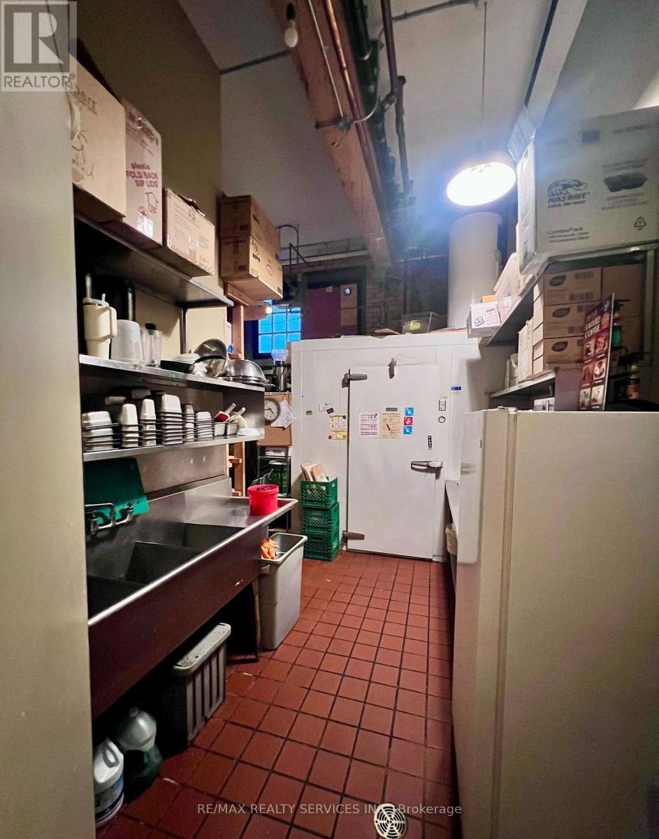 159 Liberty Street, Toronto, Ontario  M6K 3G3 - Photo 8 - W12988606