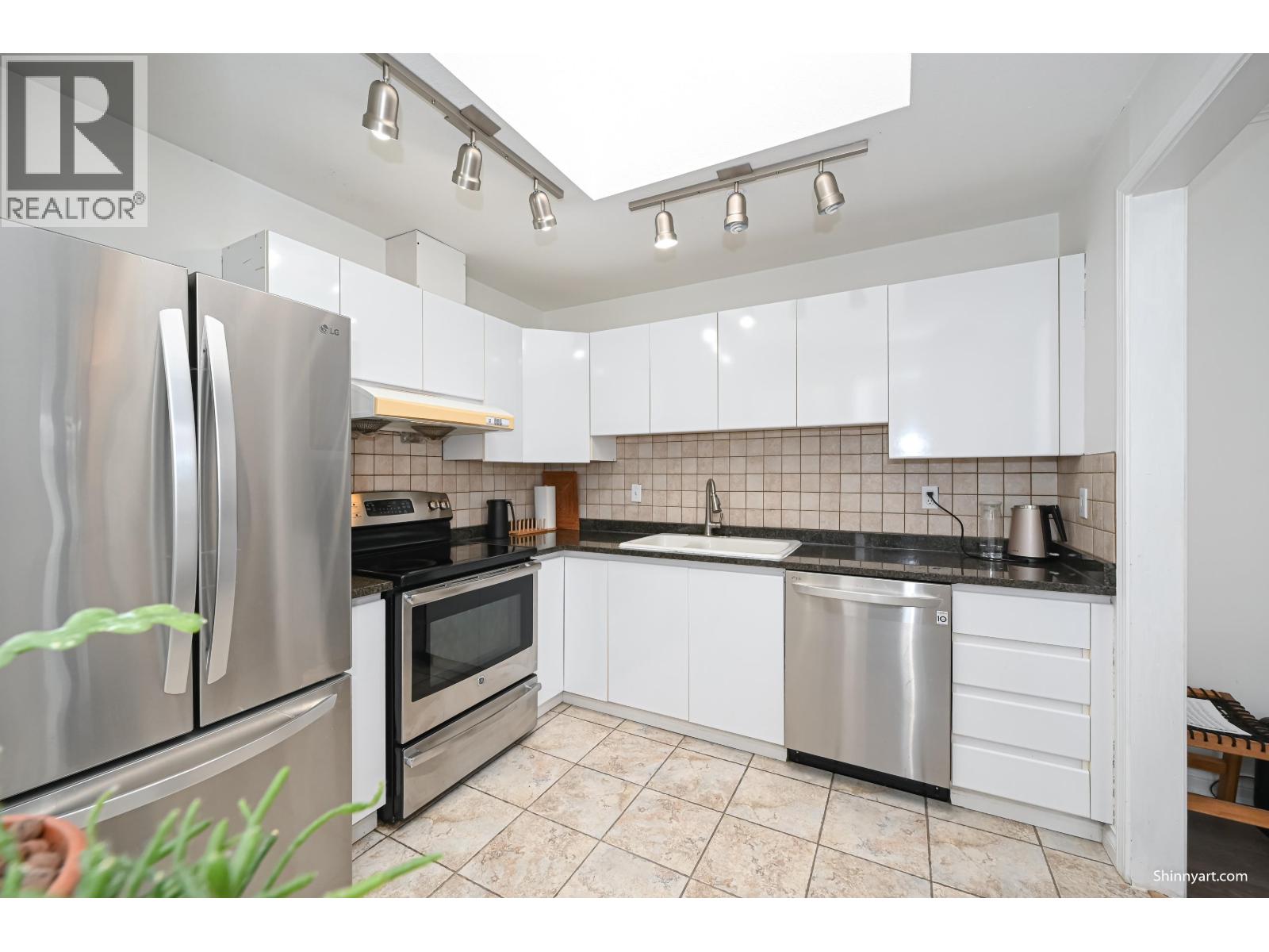 308 7633 St. Albans Road, Richmond, British Columbia  V6Y 3W7 - Photo 8 - R3101820