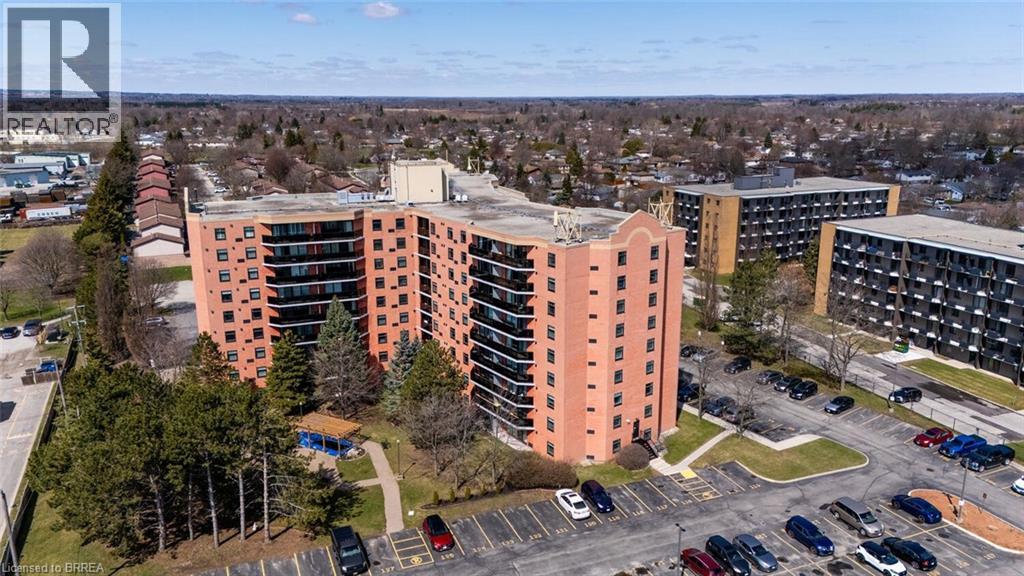 9 BONHEUR Court Unit# 601, brantford, Ontario