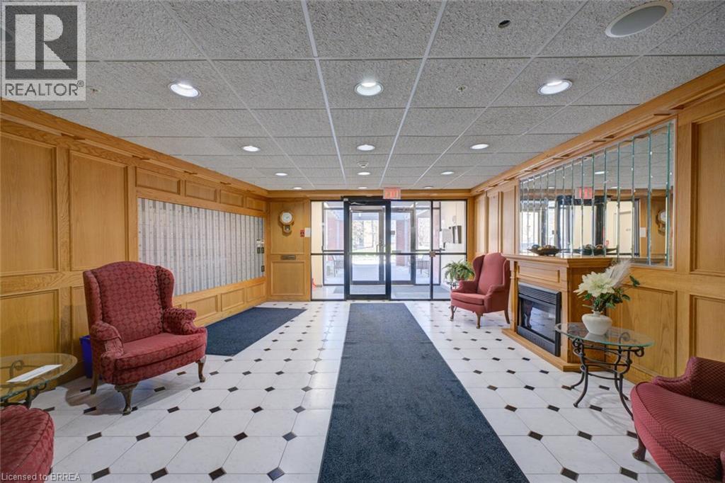 9 Bonheur Court Unit# 601, Brantford, Ontario  N3P 1Z5 - Photo 6 - 40806379