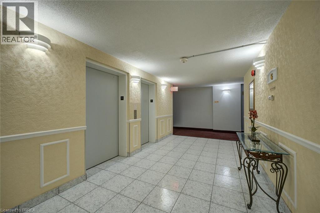 9 Bonheur Court Unit# 601, Brantford, Ontario  N3P 1Z5 - Photo 8 - 40806379