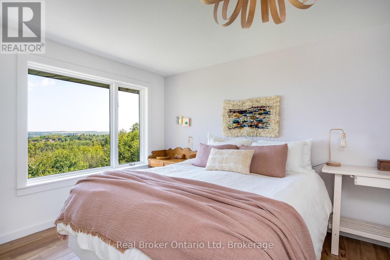 46447 Old Mail Road, Meaford, Ontario  N4L 1W7 - Photo 23 - X12720530