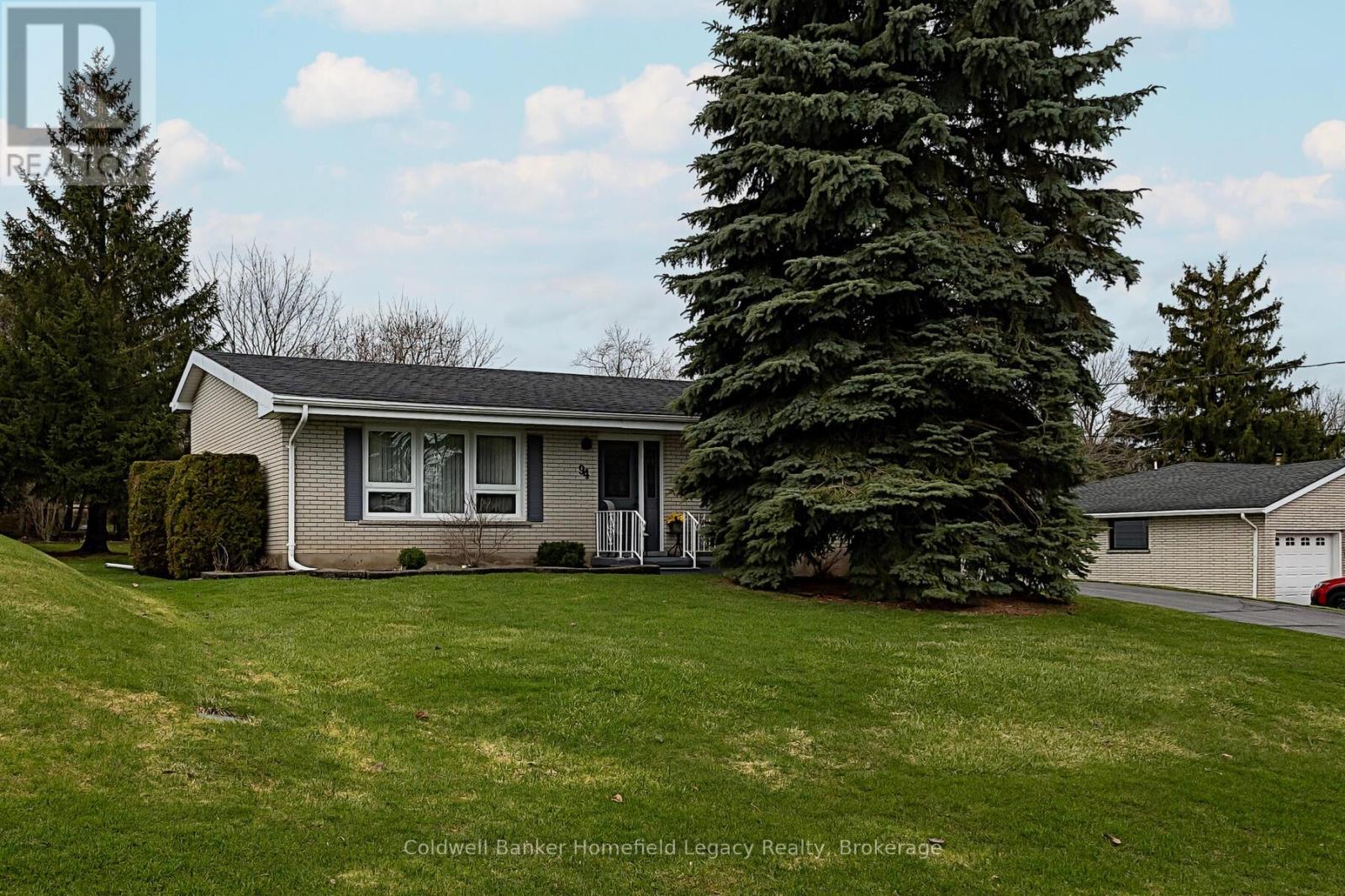 94 WILLIAM STREET N, St. Marys, Ontario