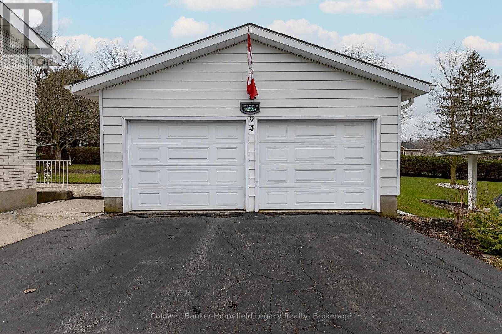 94 William Street N, St. Marys, Ontario  N4X 1B8 - Photo 9 - X12771056