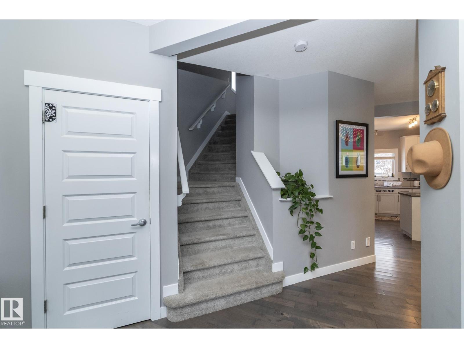 7359 179 Av NW, Edmonton, Alberta  T5Z 0M7 - Photo 9 - E4481570