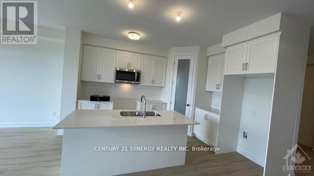110 Succession Court, Ottawa, Ontario  K2S 2Z8 - Photo 5 - X12988610