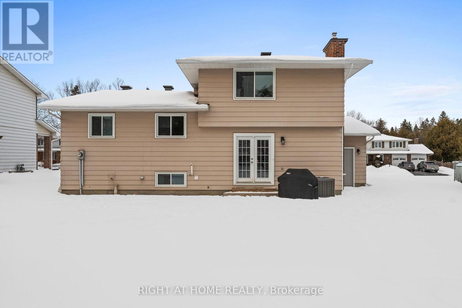 12 Butterfield Road, Ottawa, Ontario  K0A 3P0 - Photo 43 - X12727102