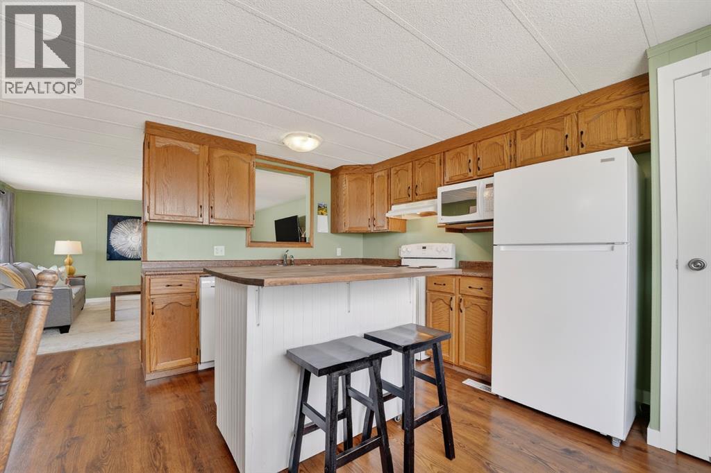 64, 2715 Westside Drive W, Lethbridge, Alberta  T1J 4M9 - Photo 10 - A2297465