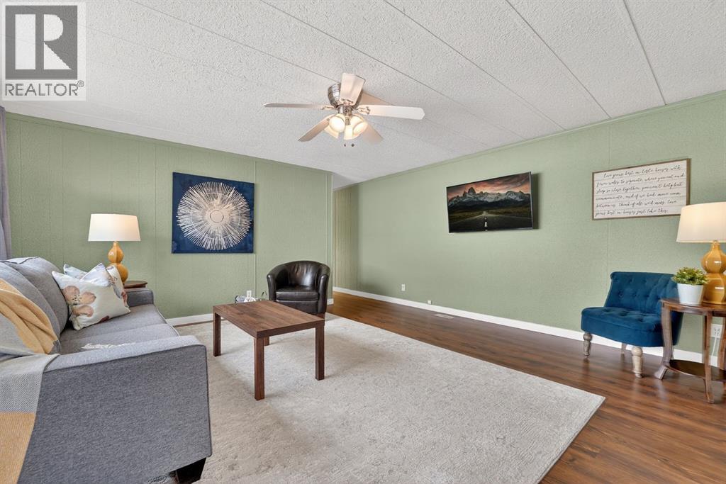 64, 2715 Westside Drive W, Lethbridge, Alberta  T1J 4M9 - Photo 12 - A2297465