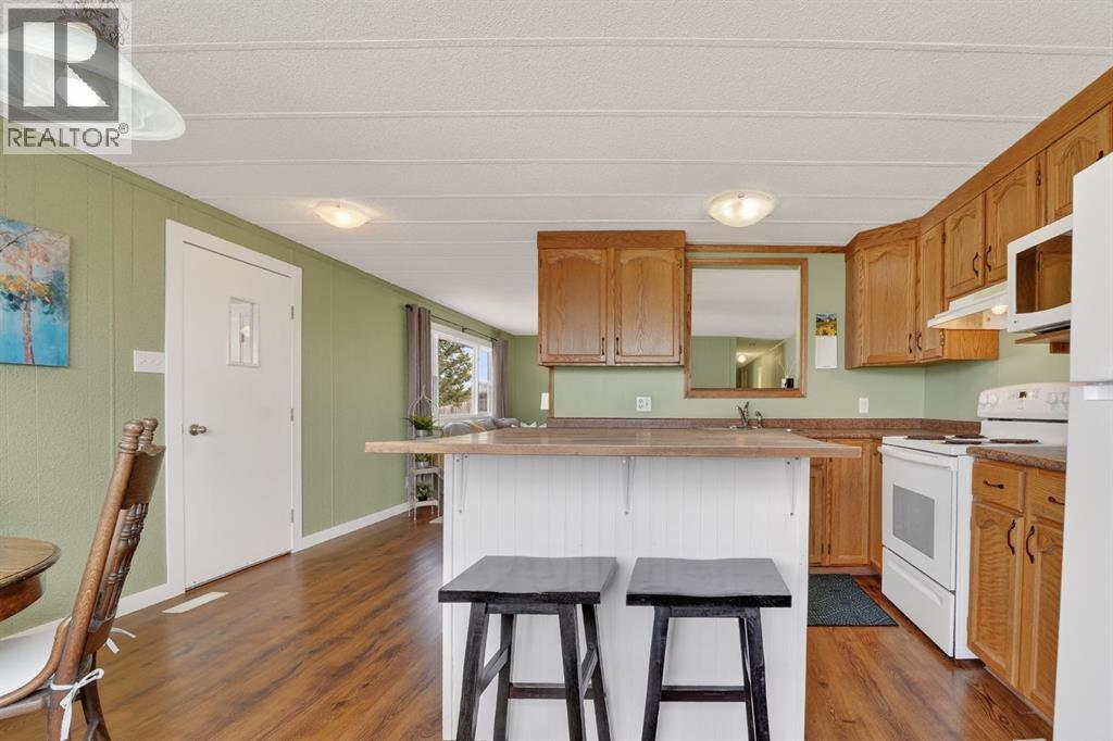 64, 2715 Westside Drive W, Lethbridge, Alberta  T1J 4M9 - Photo 9 - A2297465