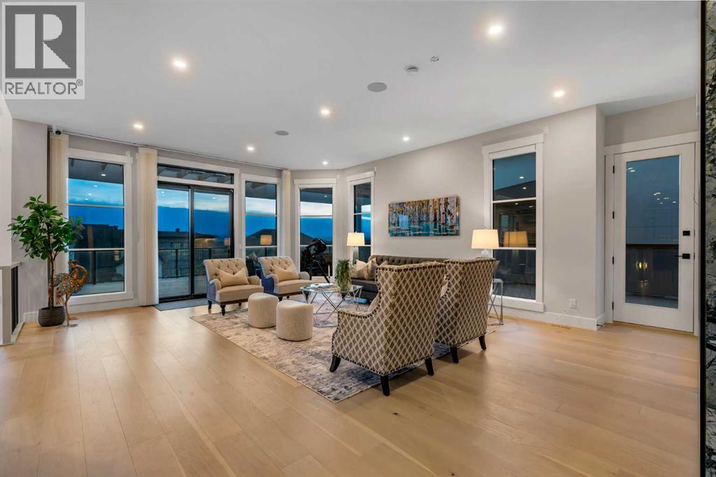 800 Elkton Close Sw, Calgary, Alberta  T3H 1W6 - Photo 19 - A2298003